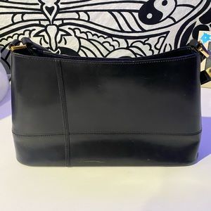 ETIENNE AIGNER SMALL PURSE - BLACK LEATHER